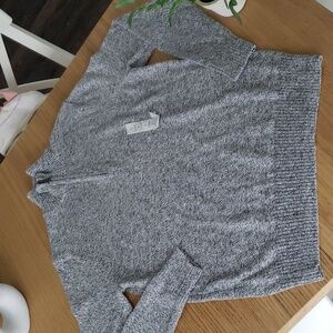 Croft & Barrow Men's 1/4 Zip Grey Pullover Sweater. NWT
